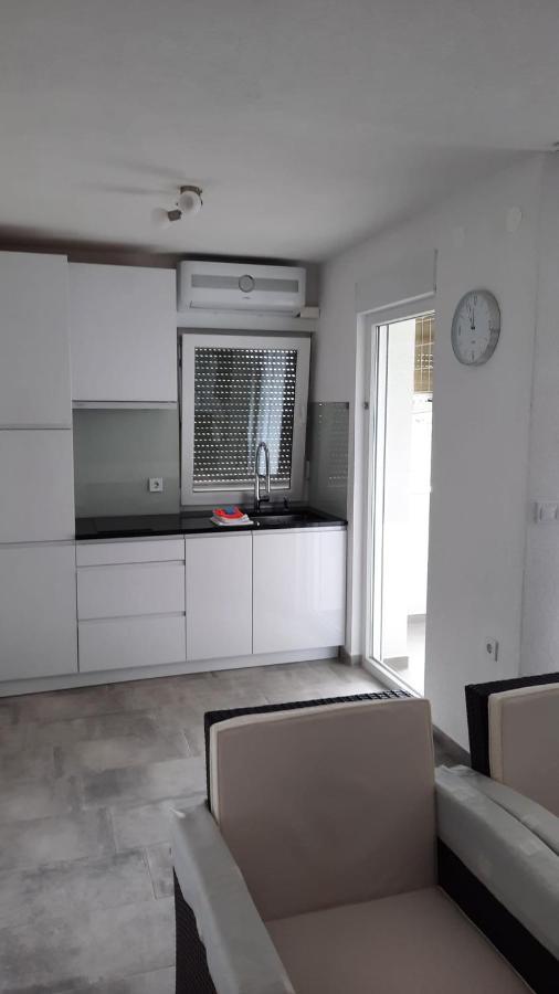Aksa Residences Vir Esterno foto