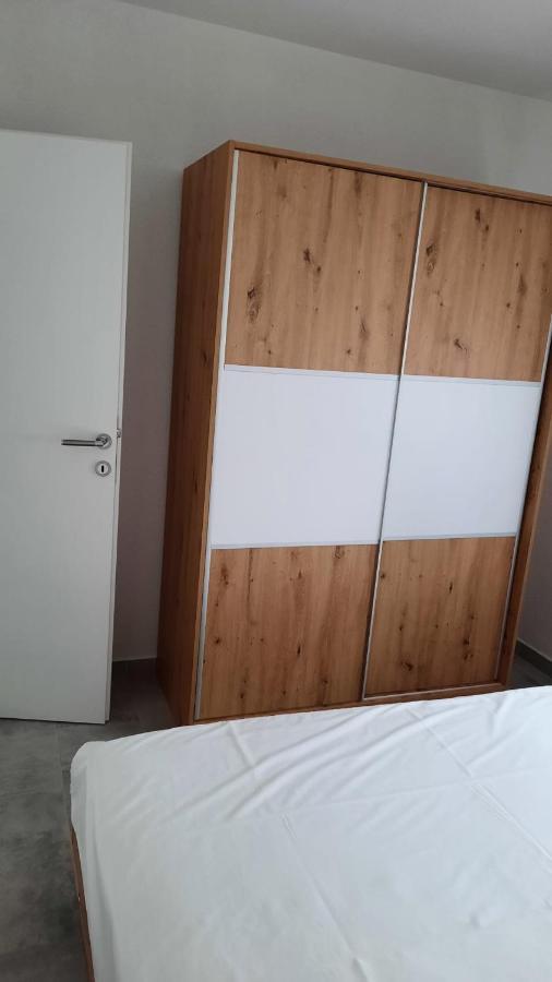 Aksa Residences Vir Esterno foto