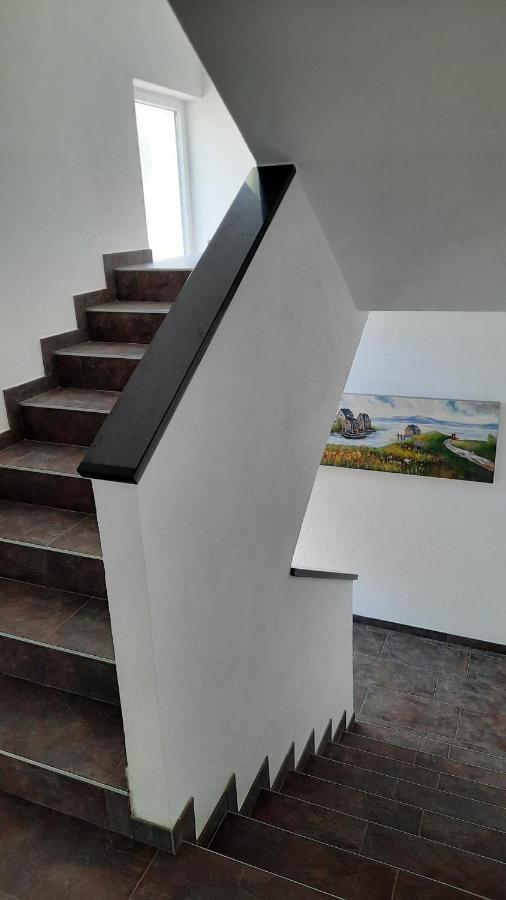 Aksa Residences Vir Esterno foto